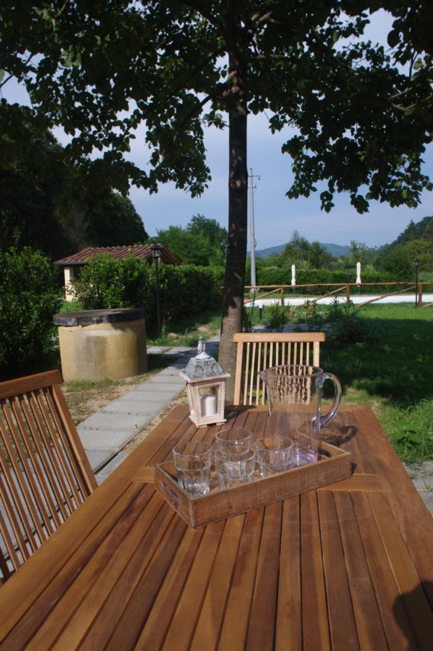 Casale La Fata -Tipico Toscano Immerso Nelle Colline Tra Lucca E Versilia, 6 Appartamenti Indipendenti Camaiore Exterior foto